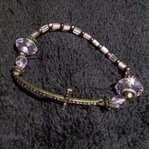 Vintage Hand Craft Pink Cross w Light Pink Bead Bracelet